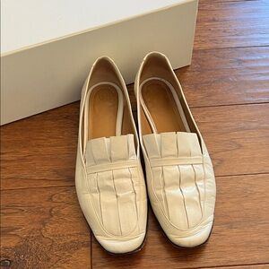 The row Adam pleat Elegant Cream Loafers